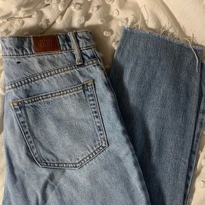 BDG Slim Straight Jeans Size: 26 or 2
